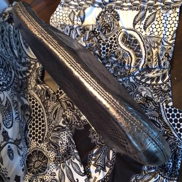 🤎 Michael Kors Bronze metallic leather snake embossed hand bag clutch - Picture 5 of 9